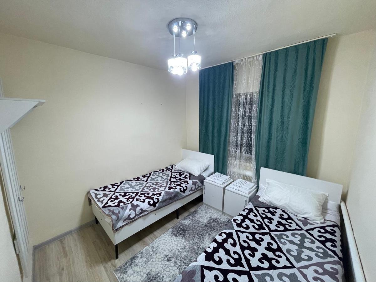 By River 246 Hotel Каракол Екстериор снимка